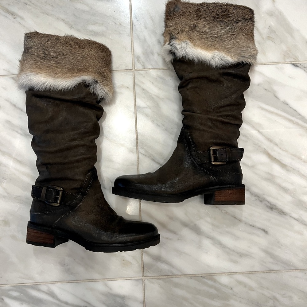 Fur top brown leather boots